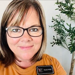 Meet your Posher, Heidi